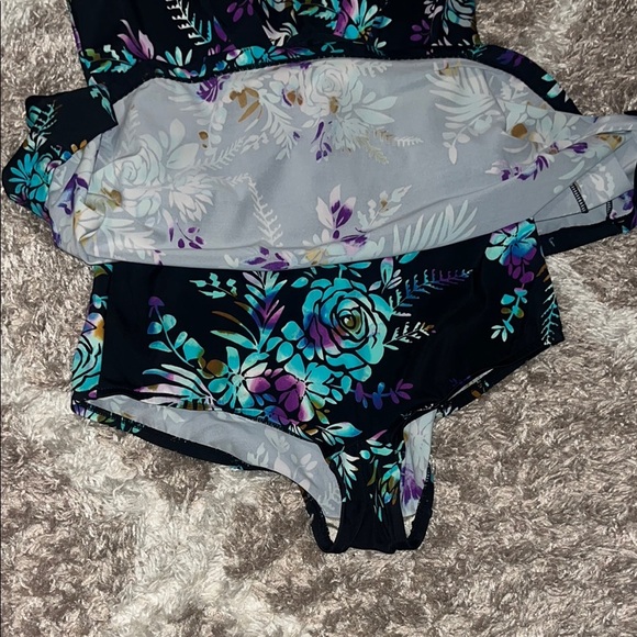 Maxine Of Hollywood Floral Tummy Support One Piece Swimsuit Dress Romper - Picture 9 of 11